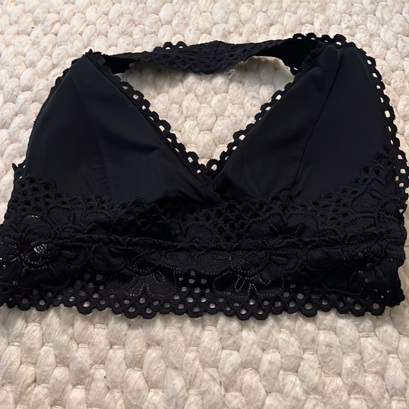Aeropostale halter bralette size Large (fits like a medium) - Picture 2 of 4